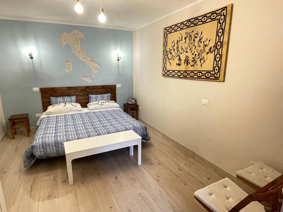 Trevisani Central Station Apartment 바리 외부 사진